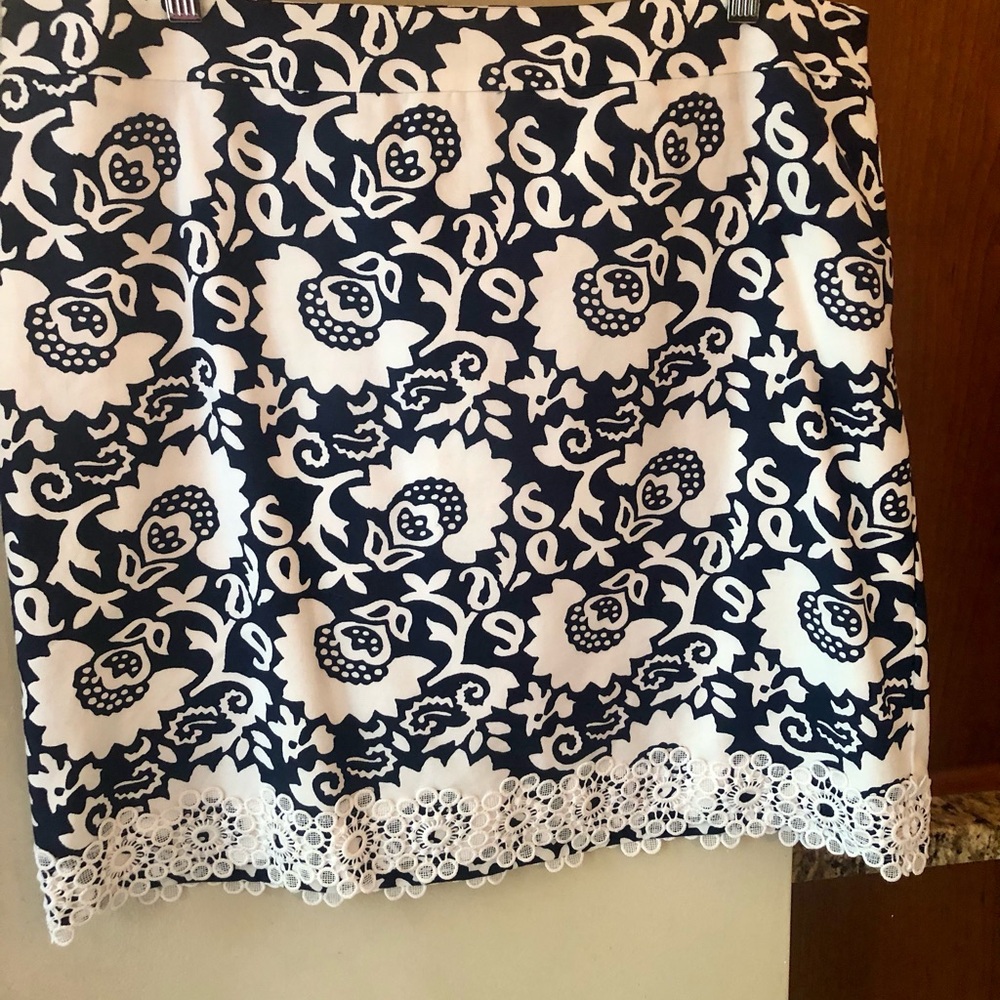Talbots summer lace trim skirt